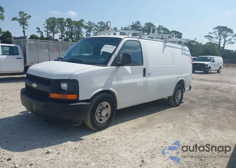 2015 Chevrolet Express 2500 Work Van z USA, uszkodzony, nr VIN 1GCWGFCF1F1278899